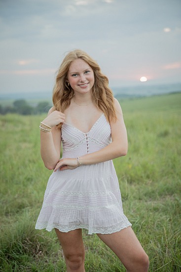 Emily - 2027